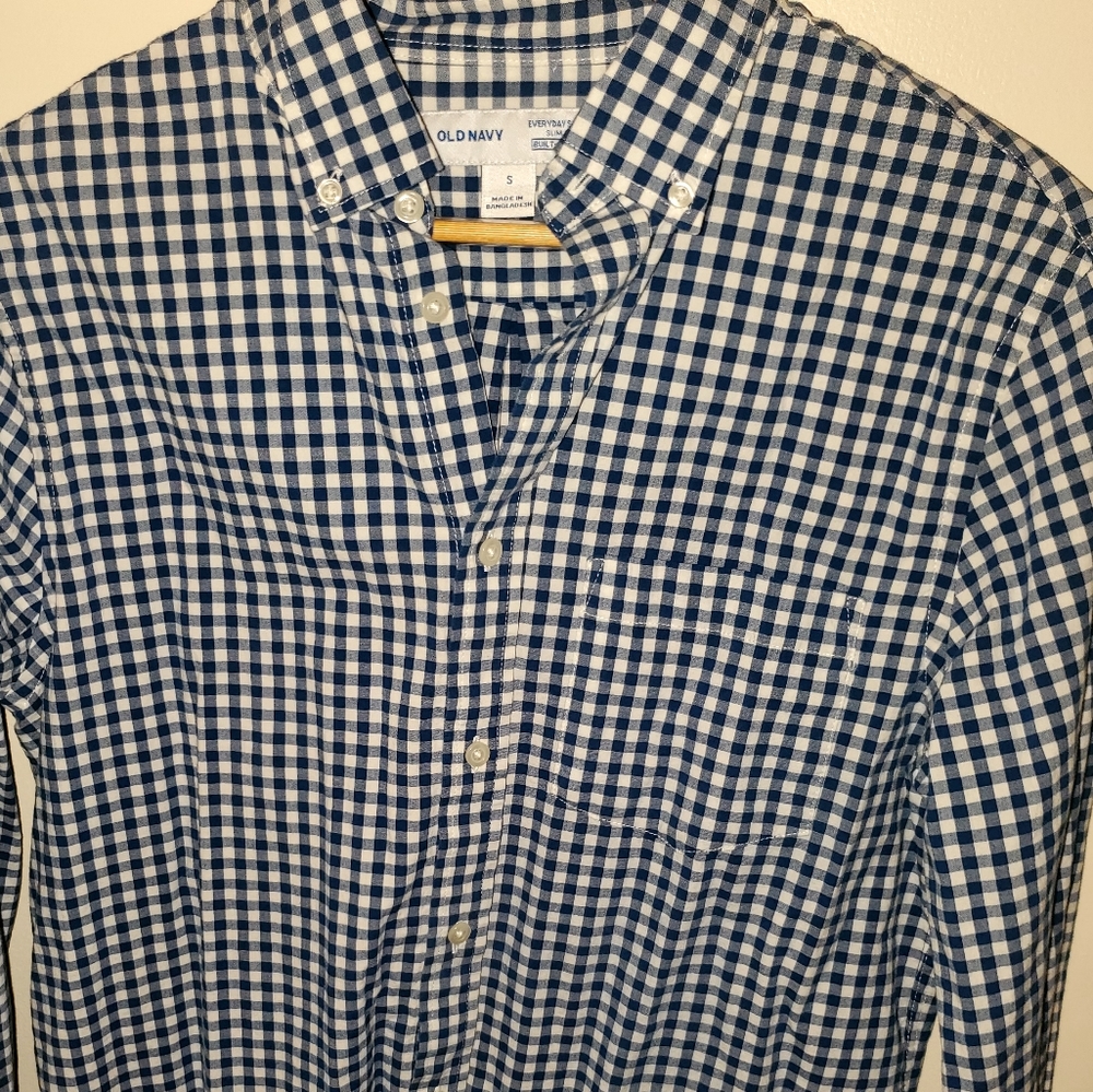 Like New S Men's Old Navy Longsleeved Button Down Checkerboard Shirt